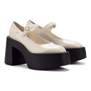 Larroude Olivia Platform Pump, Ivory